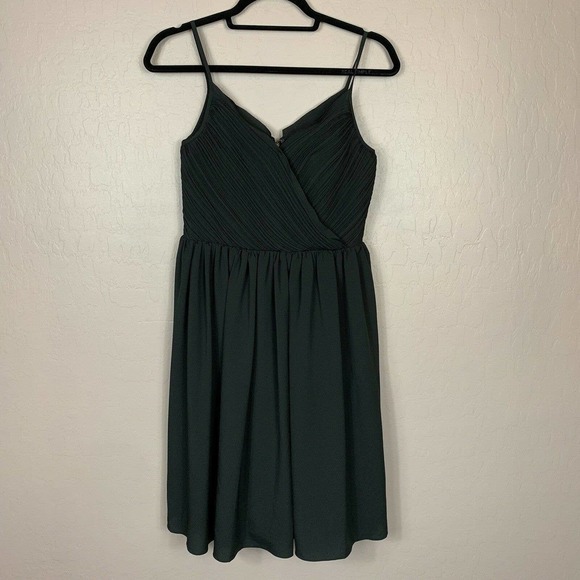 NWT Banana Republic Fit & Flare Dress Black Size 4P - Picture 3 of 8